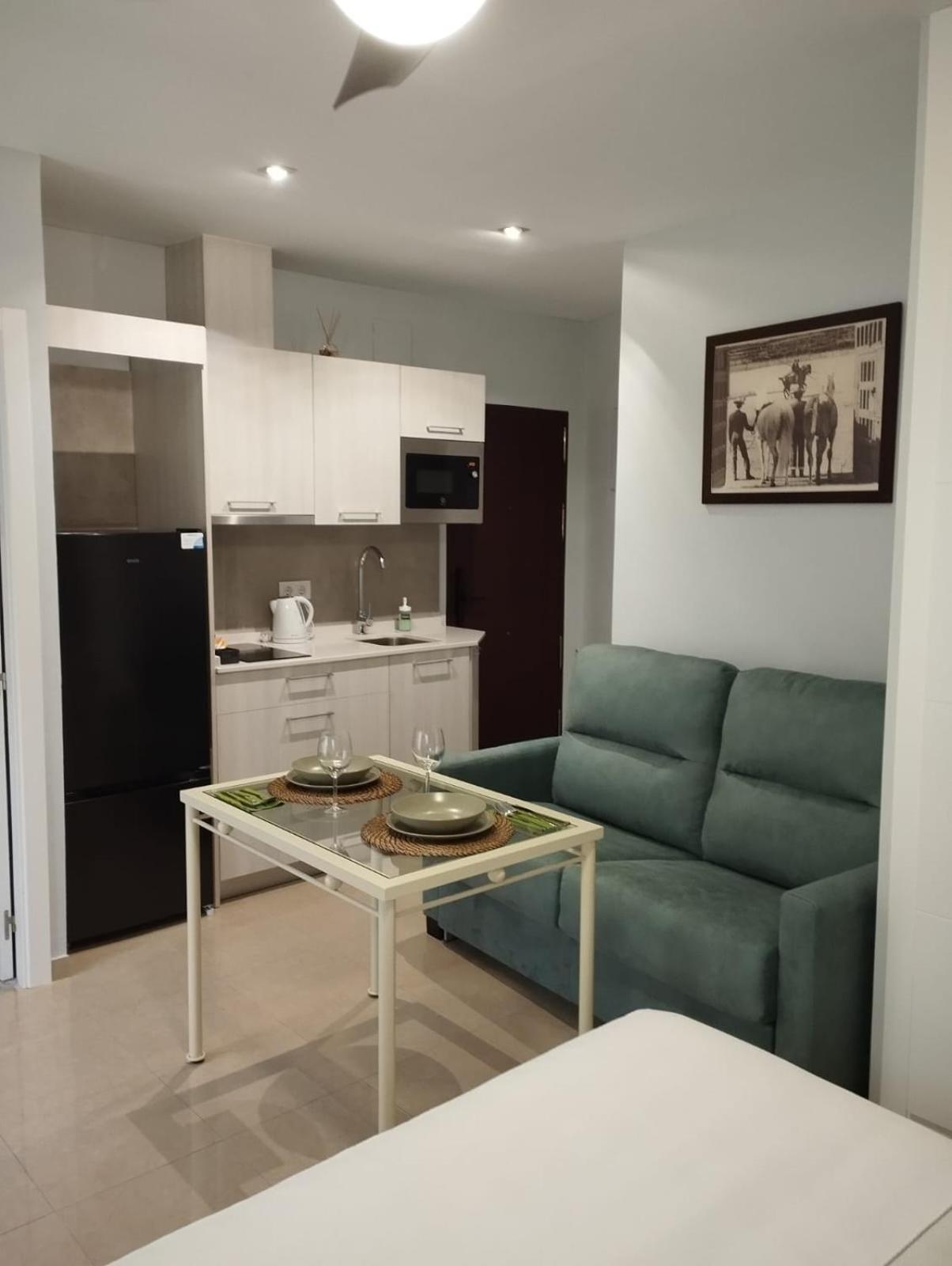 Apartamento La Fuente 27 Tomares Exterior foto